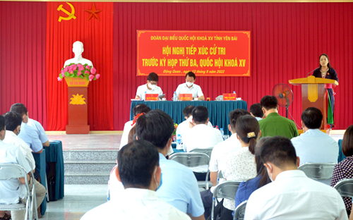 Bí thư Tỉnh ủy, Trưởng đoàn Đại biểu Quốc hội tỉnh Đỗ Đức Duy tiếp xúc cử tri huyện Lục Yên