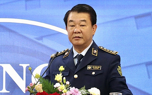 Cục trưởng Quản lý thị trường Hà Nội bị khiển trách
