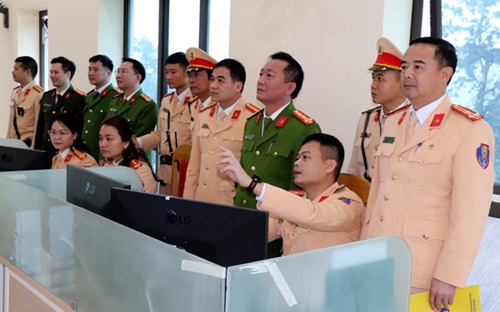 Phòng Cảnh sát giao thông Yên Bái ra quân triển khai các kế hoạch chuyên đề năm 2023
